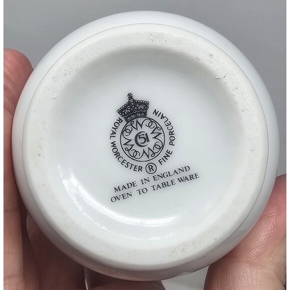 Royal Worcester Fine Porcelain Hand Panted Blue Bow Egg Coddler4" - Picture 7 of 13